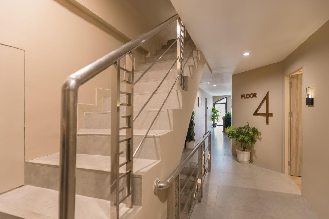 Heaven Boutique Hotel Bangkok Exterior photo